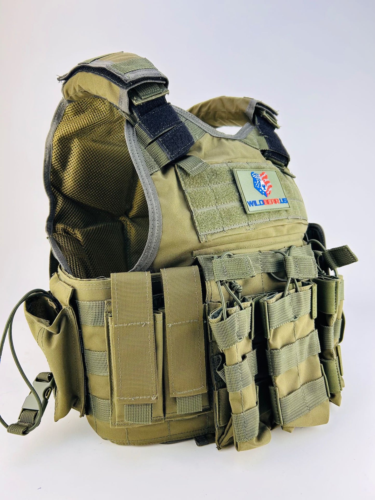 tactical vest, plate carrier, plate carrier vest with plates, men's tactical vests