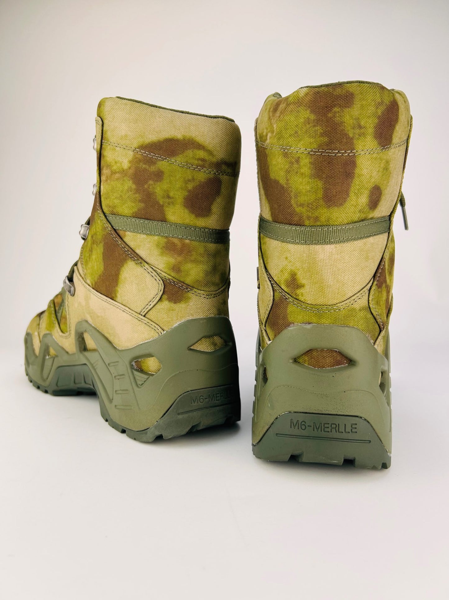 shoes for hiking,best hiking footwear,hiking footwear,hiking boots for snow,winter hiking shoes,
Camp shoes, shoes for camping,trail hiking shoes, best shoes for camping,